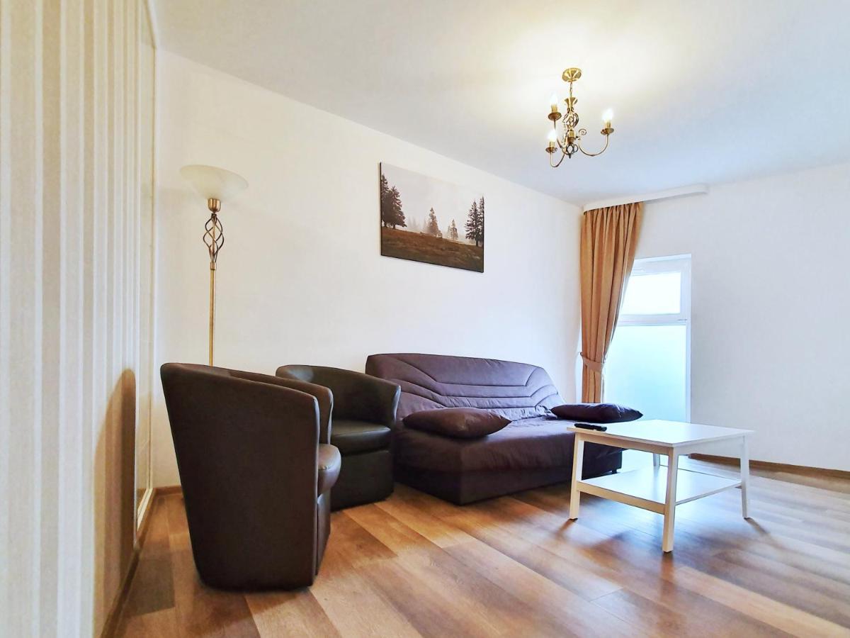 Tourist B&C Hotel Curtea De Arges Bagian luar foto